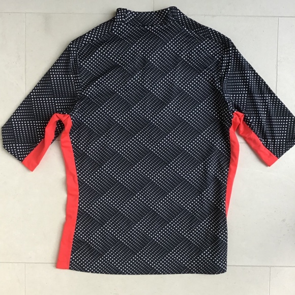 Womens Tail Golf Shirt W/ zipper Black with red trim - Picture 2 of 5